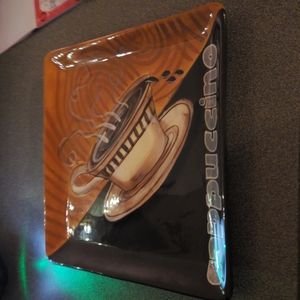 Serving tray